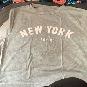 3 New York tees with different colors